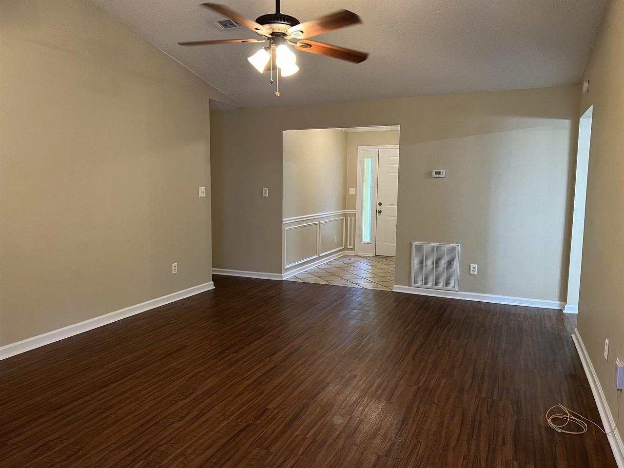 8653 Oak Forest Trl - Photo 4 of 18