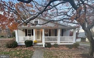featured image of 442 Riverdale Rd