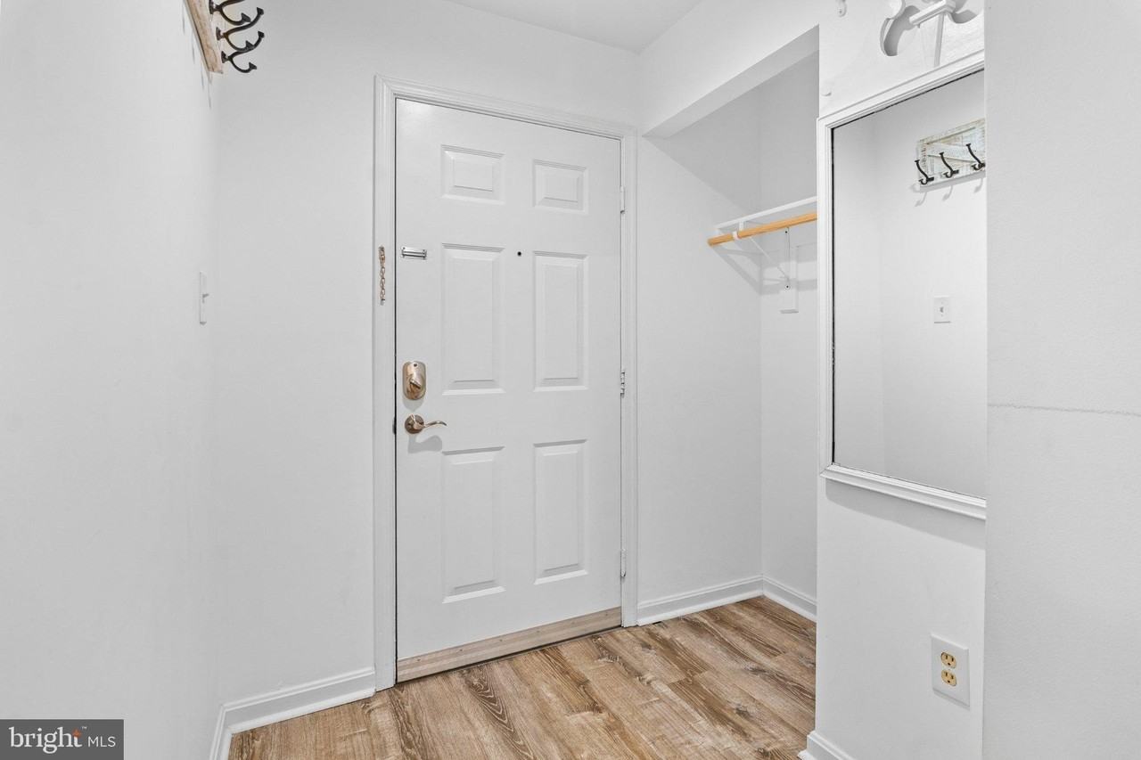 2900 Shipmaster Way #116 - Photo 2 of 33