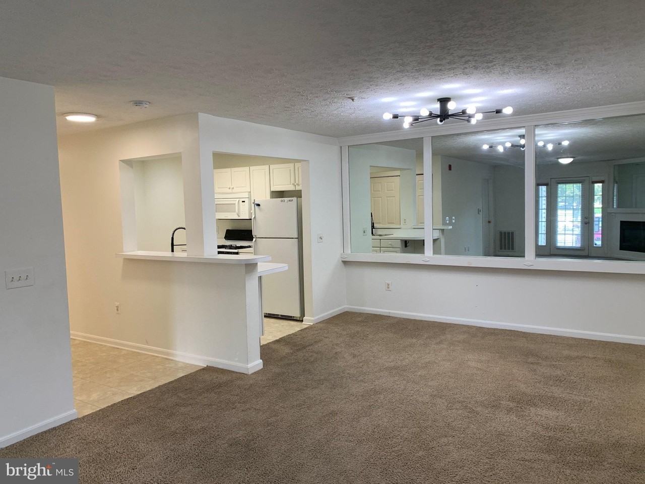 657 Burtons Cove Way #4 - Photo 4 of 21