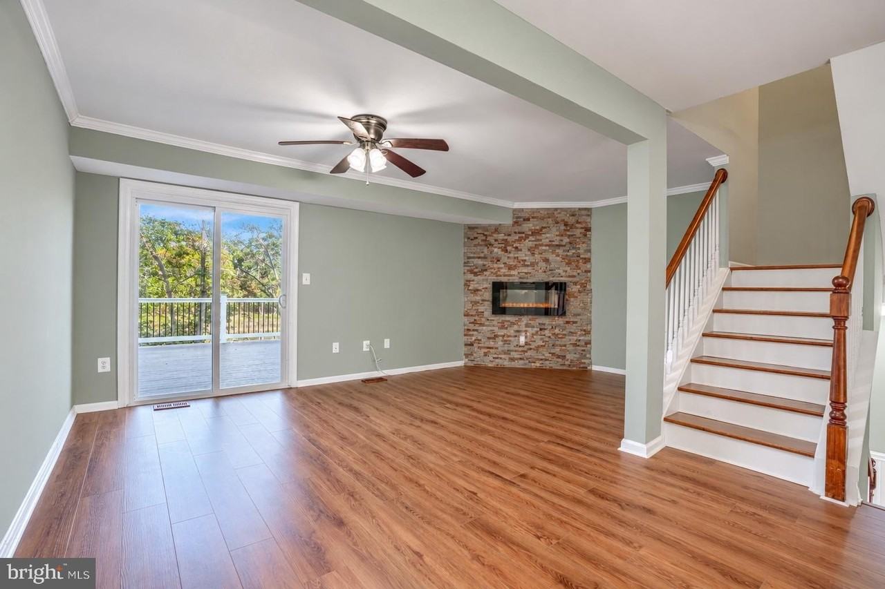 1346 Cox Cove Ct - Photo 6 of 28