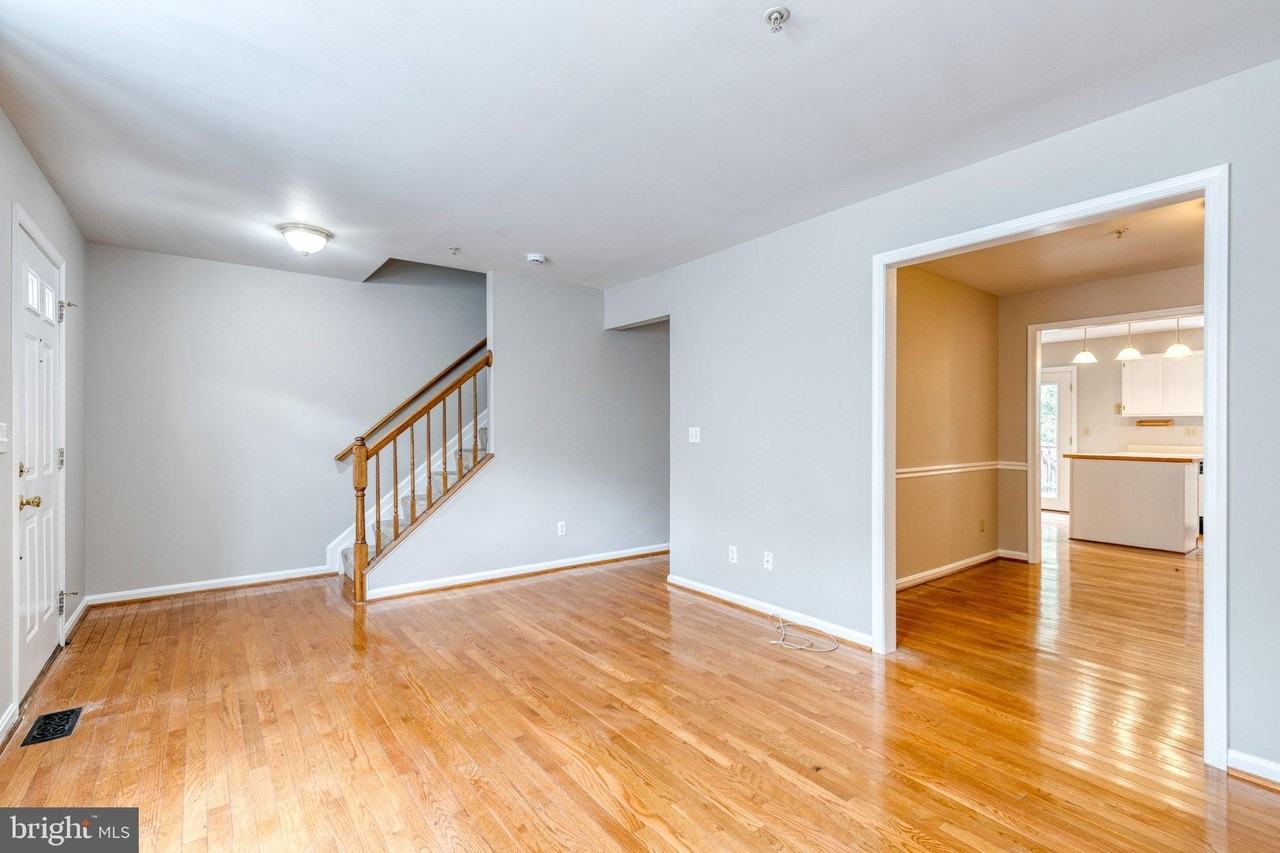 149 Langdon Farm Cir - Photo 5 of 25