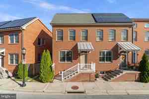 featured image of 25 Lord Nickens St