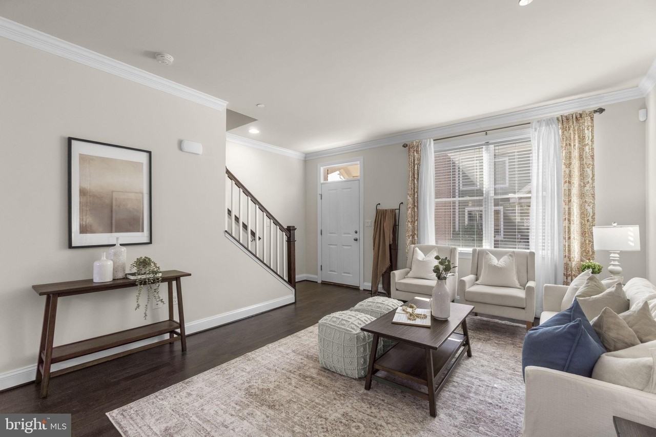25 Lord Nickens St - Photo 5 of 30