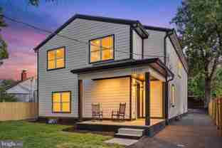 11110 Valley View Ave - Photo 1 of 1