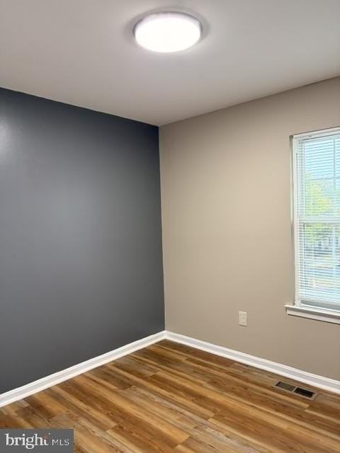 1835 Cedarwood Ct - Photo 2 of 11