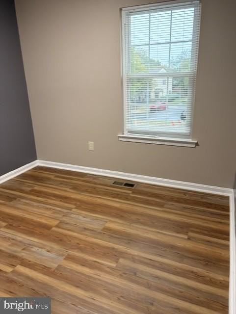 1835 Cedarwood Ct - Photo 3 of 11
