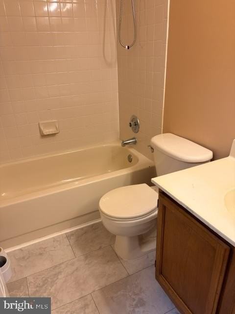 1835 Cedarwood Ct - Photo 4 of 11