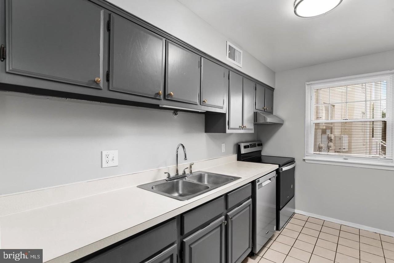 4341 Carlisle Pike #B8 - Photo 4 of 19