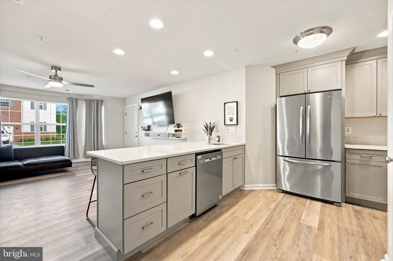 2077 Morgan Hill Dr #M31 - Photo 5 of 17