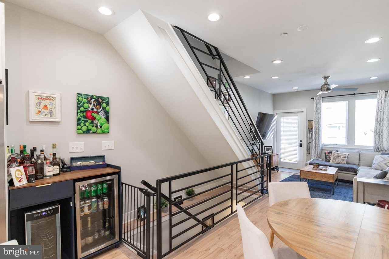 2138 Pierce St - Photo 6 of 37
