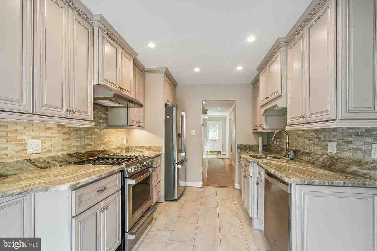 7333 Eldorado St - Photo 6 of 24