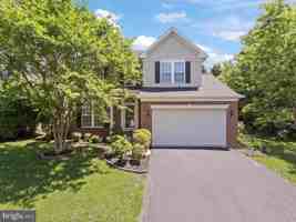 featured image of 43417 Spring Cellar Ct