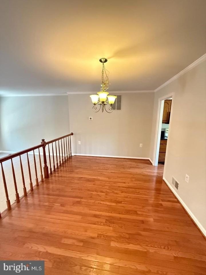 12413 Eden Ln - Photo 4 of 36
