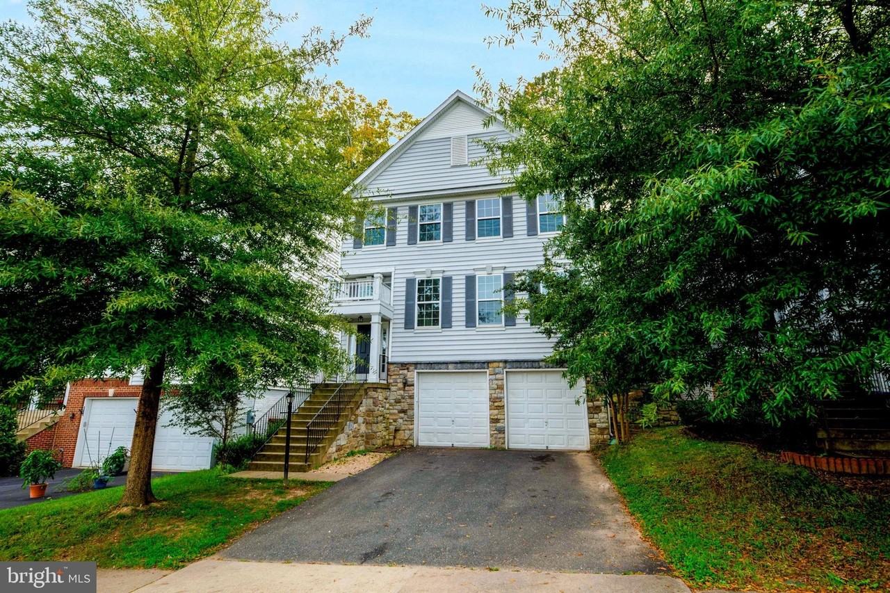 3401 EAGLE Drive - Photo 2 of 49