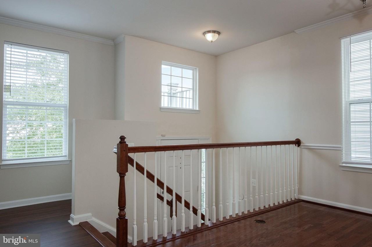 3401 EAGLE Drive - Photo 4 of 49