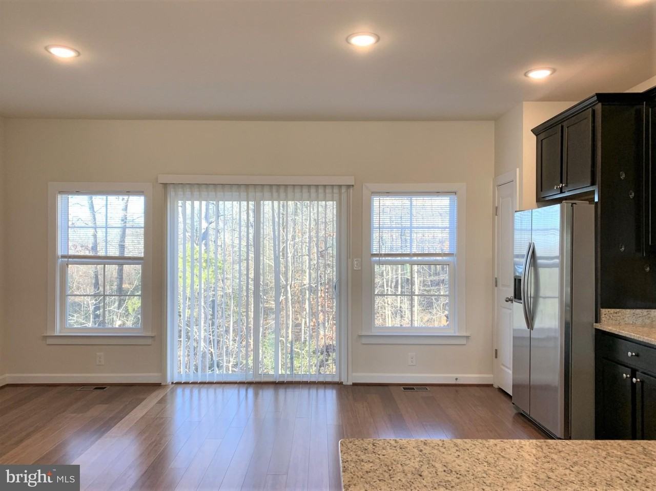 56 Andrews Pl - Photo 5 of 12