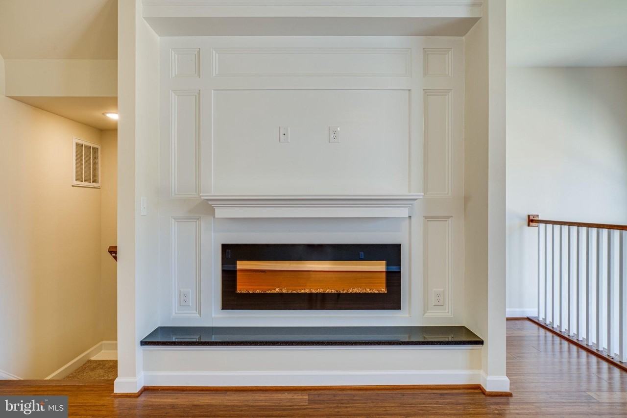56 Andrews Pl - Photo 7 of 12
