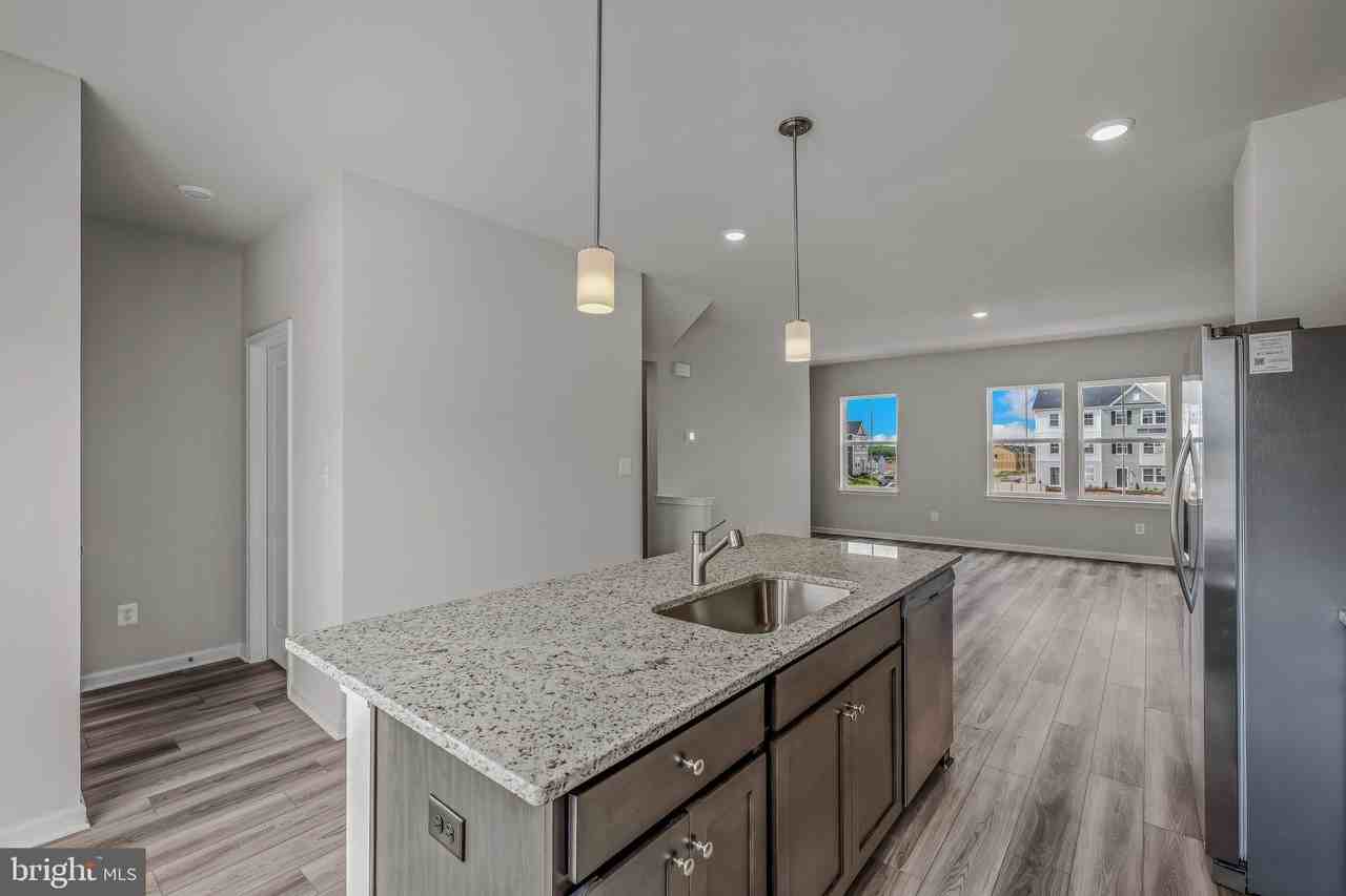 1230 Cedar Valley Rd - Photo 7 of 29