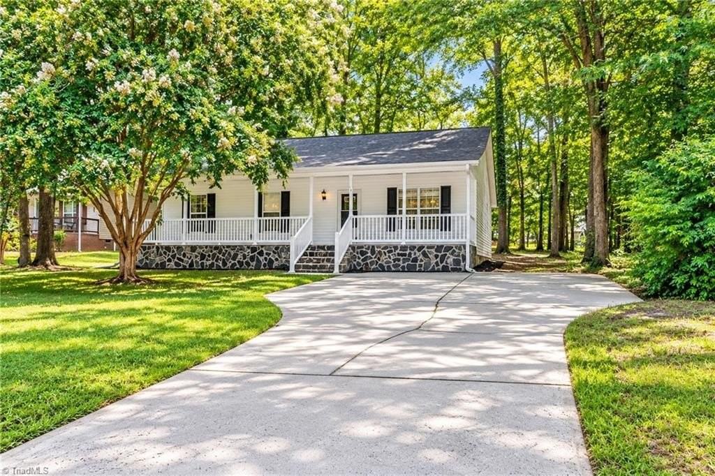 14 Brandy Wine Dr - Photo 2 of 25