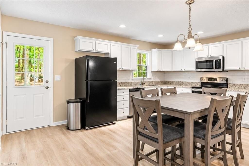 14 Brandy Wine Dr - Photo 6 of 25