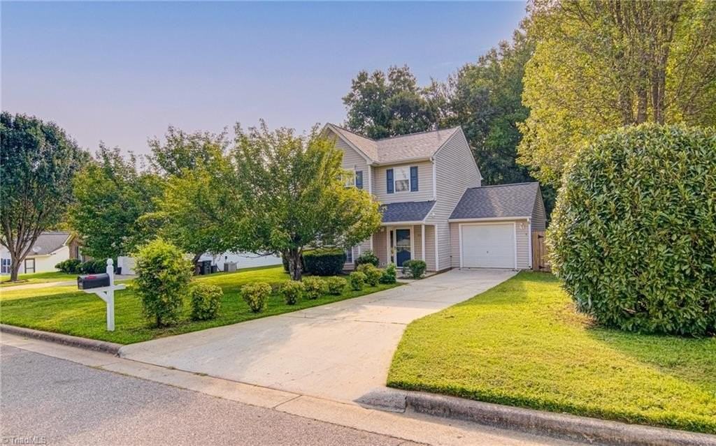 5902 River Glen Dr - Photo 2 of 34