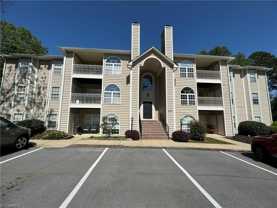 6704 W Friendly Ave #4E - Photo 1 of 1