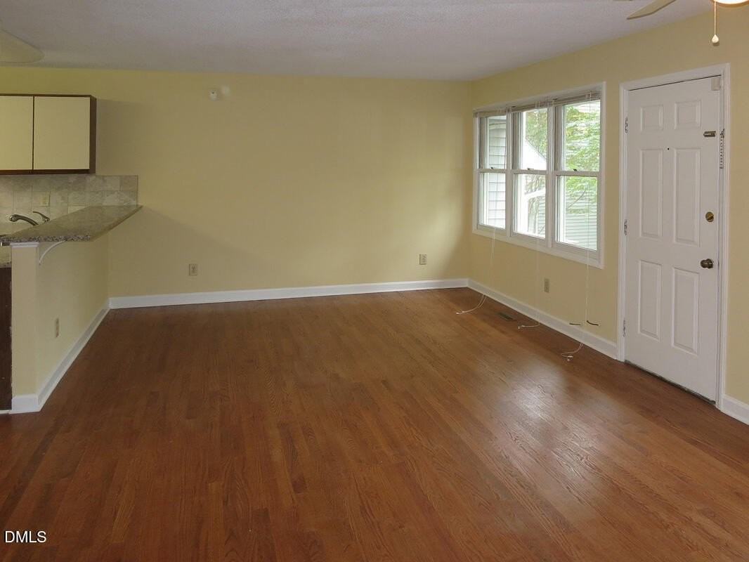 737 Edwards St #A - Photo 2 of 13