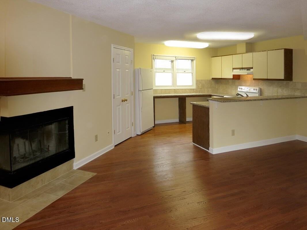737 Edwards St #A - Photo 5 of 13