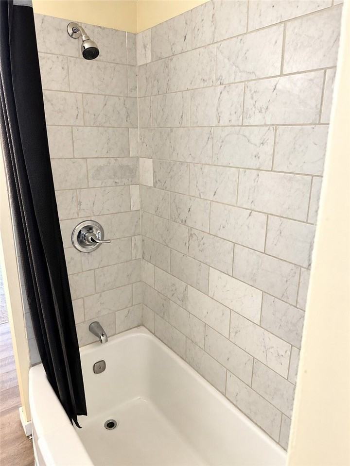 1538 5th Ave #2 - Photo 5 of 6