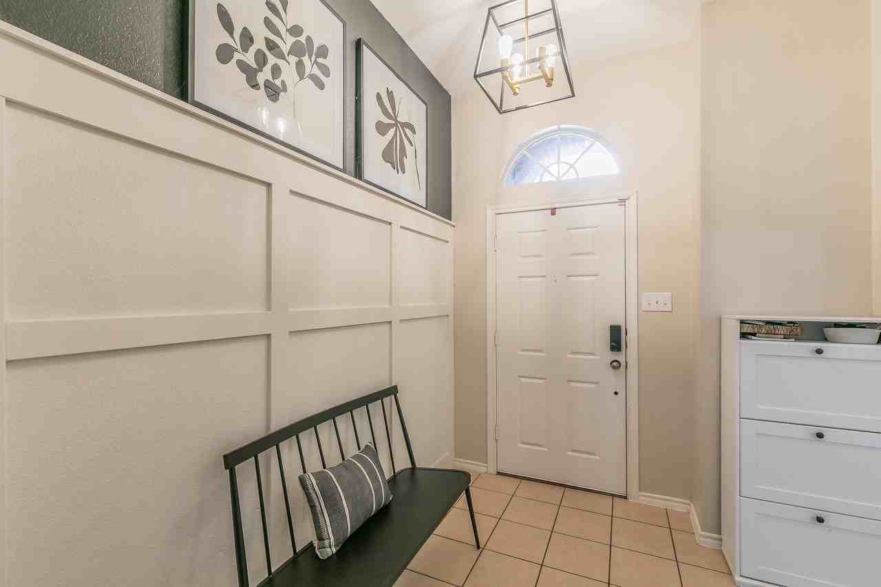 5009 Bedfordshire Dr - Photo 5 of 26