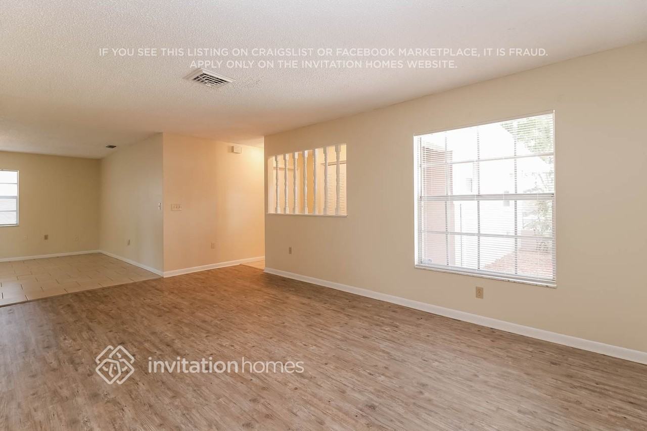 2271 Wilshire Dr - Photo 4 of 20