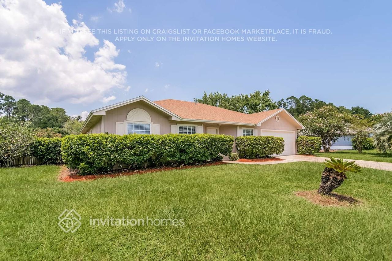 12963 Silver Springs Dr N - Photo 2 of 23