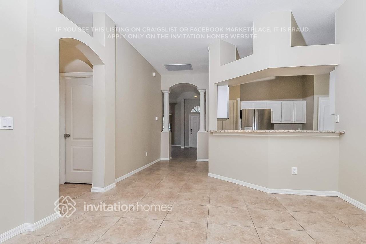 1427 Saddle Gold Ct - Photo 5 of 21