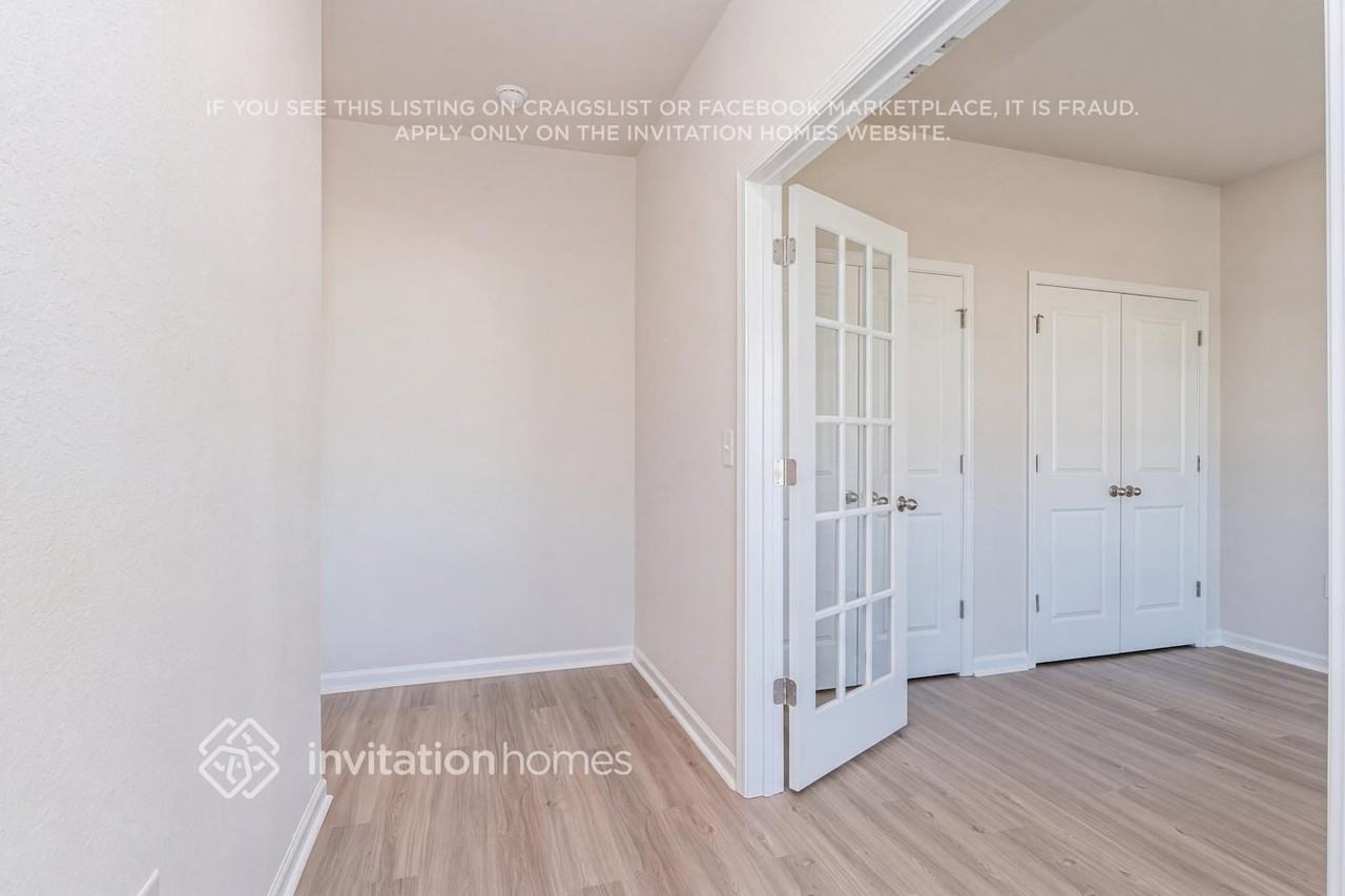 2046 Transatlantic Ave - Photo 2 of 45