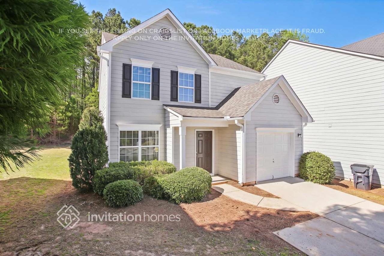 9461 Lakeview Rd - Photo 2 of 16