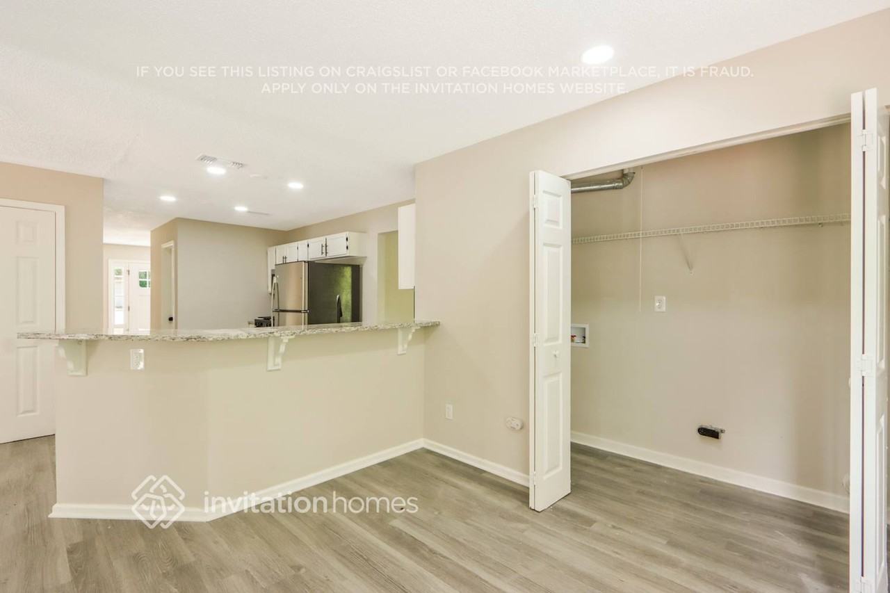 1638 Linksview Way - Photo 6 of 22