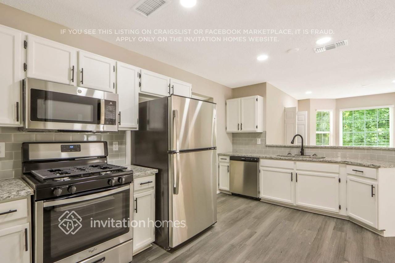 1638 Linksview Way - Photo 7 of 22