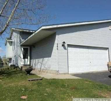 540 Kendall Dr - Photo 3 of 13