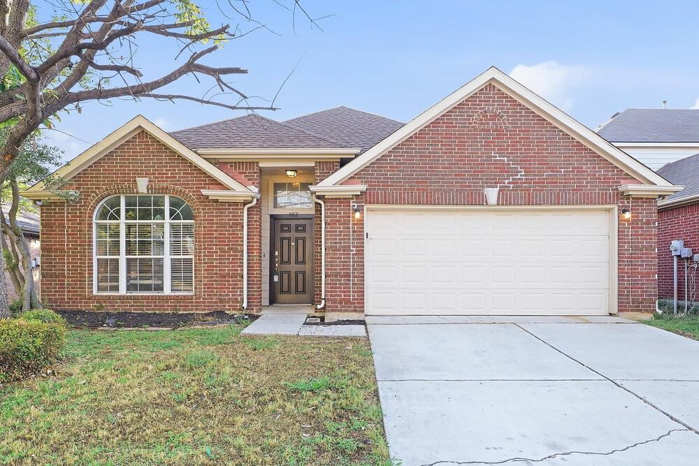 802 Lake Bridge Dr