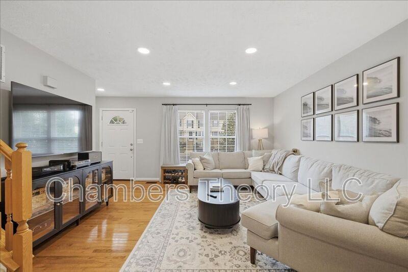 44046 Choptank Ter - Photo 3 of 32