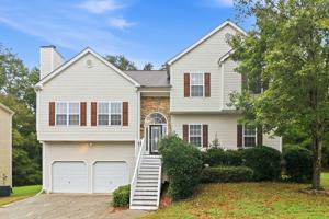 featured image of 5727 Newnan Cir