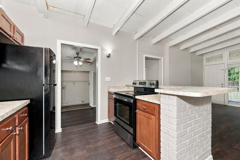 6041 Terry Parker Dr N - Photo 6 of 16