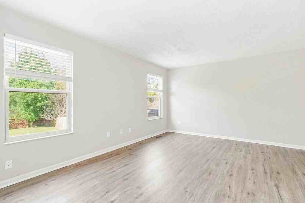 8268 Parori Ln - Photo 6 of 18
