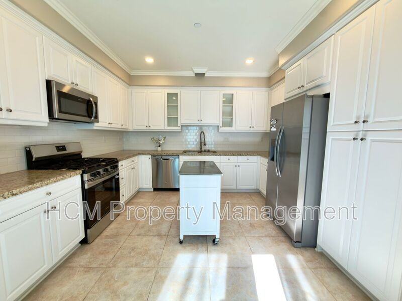 48 Townsend - Photo 5 of 20