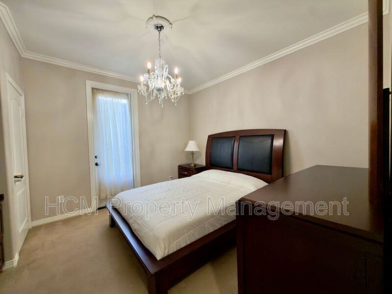 48 Townsend - Photo 7 of 20