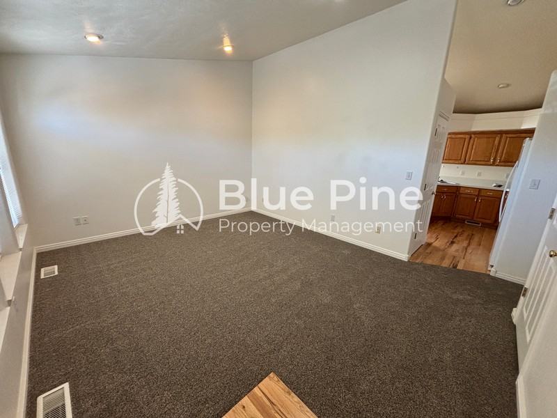 2601 S Ammon Rd #1 - Photo 4 of 22