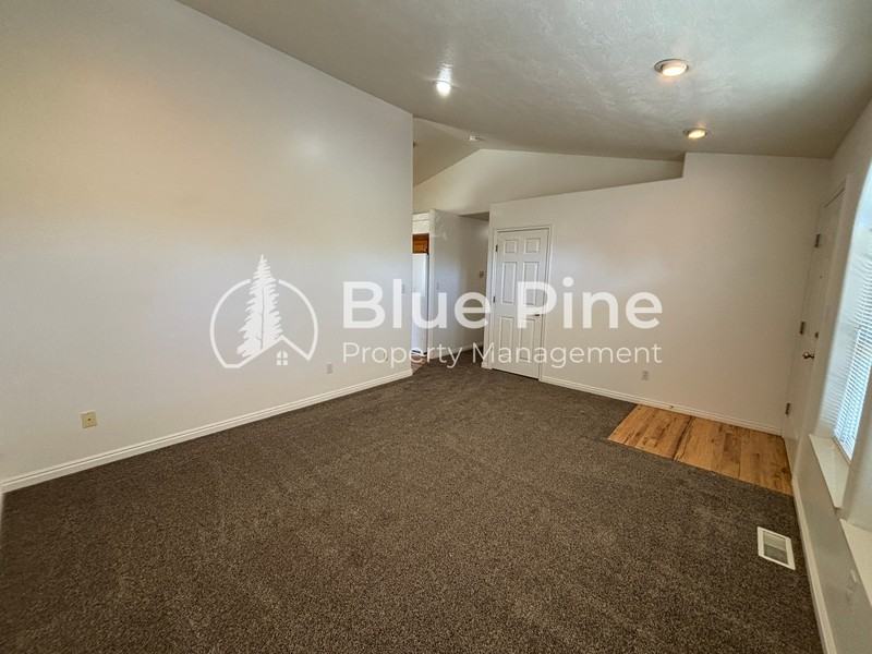2601 S Ammon Rd #1 - Photo 5 of 22