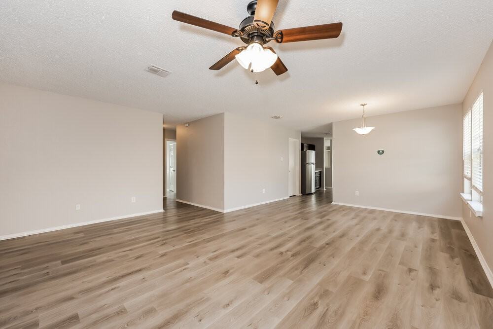 8412 Mild Creek Ln - Photo 3 of 16