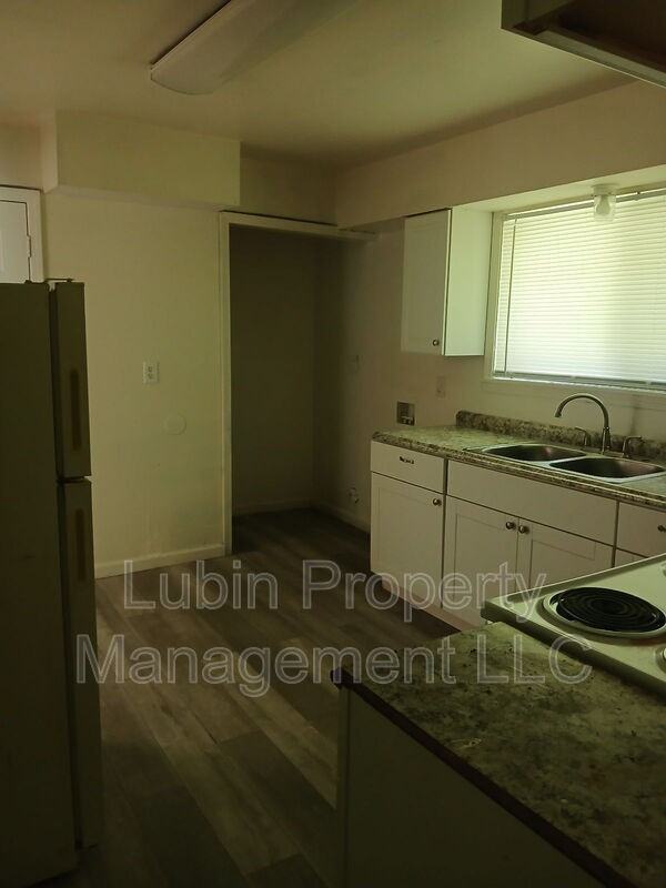 3395 Mountain Terrace St - Photo 3 of 7